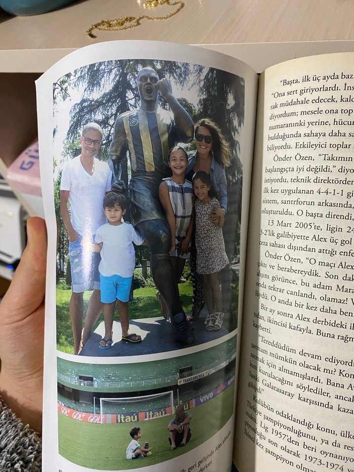 Alex de Souza Biyografi Kitabı - Görsel 5