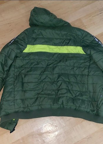 LC Waikiki Erkek Çocuk Parlak Yeşil Fermuarlı Ceket - Görsel 2