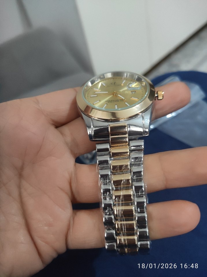 Parlak Altın Erkek Kol Saati - Görsel 3