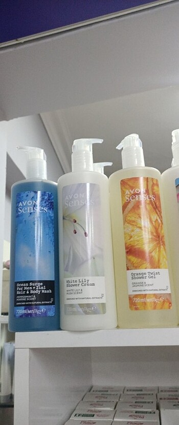 Avon Avok kremsi duş jeli