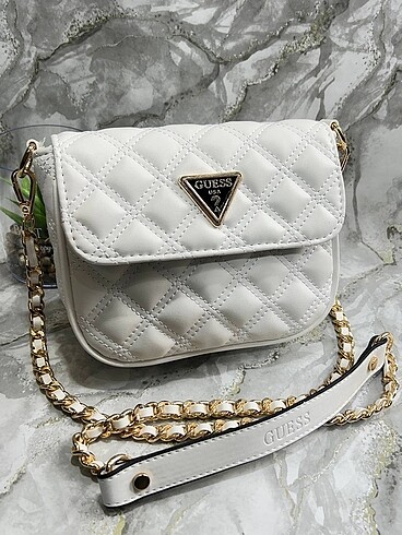  Beden Guess mini