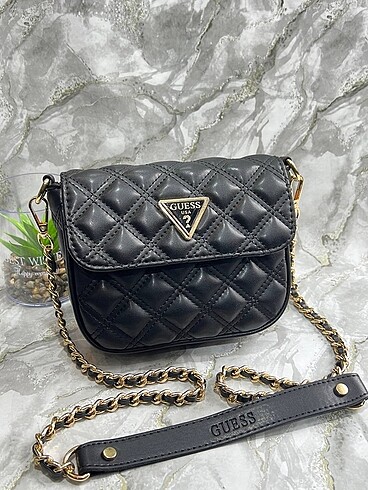 Guess mini