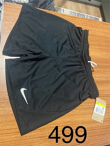 Nike Park III Knit Kadın Şort