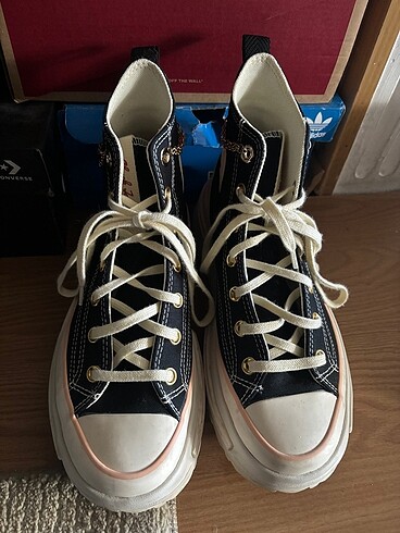 Converse Run Star Legacy CX Platform Gold Chain