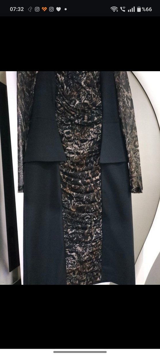 Yılan Desenli Siyah Uzun Kollu Kadın Elbise - Görsel 2