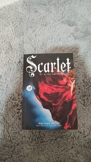  Beden Renk Ay günlükleri serisi cinder scarlet cress winter uzak yıldızlar