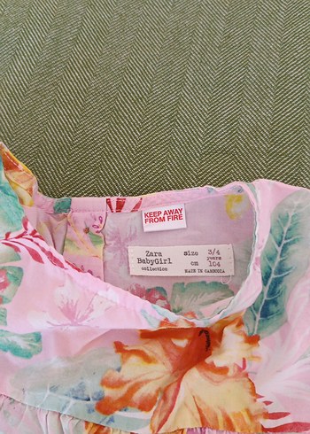 Çiçek Desenli Kız Çocuk Elbisesi - Görsel 4