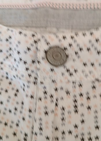 Kadın Beyaz Puantiyeli Mini Şort - Görsel 5