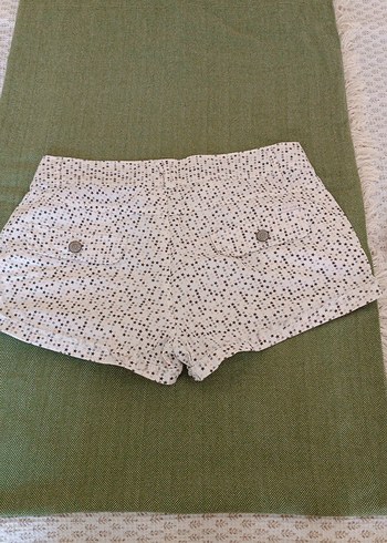 Kadın Beyaz Puantiyeli Mini Şort - Görsel 7