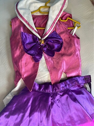 Star Guardian Lux cosplay