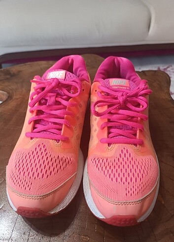 38,5 Beden Nike ayakkabı