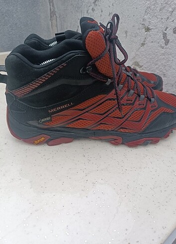 MERRELL GORETEX BOT 44 NUMARA TERTEMİZDİR