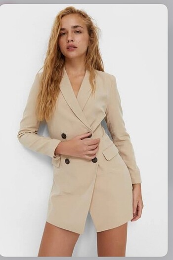 Stradivarius Balzer Elbise