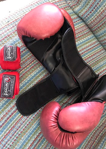 Eskitme görünümlü 10 oz Dragon boks Eldiveni - Görsel 4