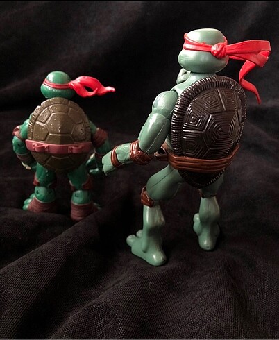 Beden 2 adet Ninja Turtles figürü