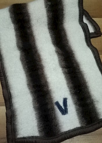 Beden yün orjinal Gri Zebra Desenli Battaniye