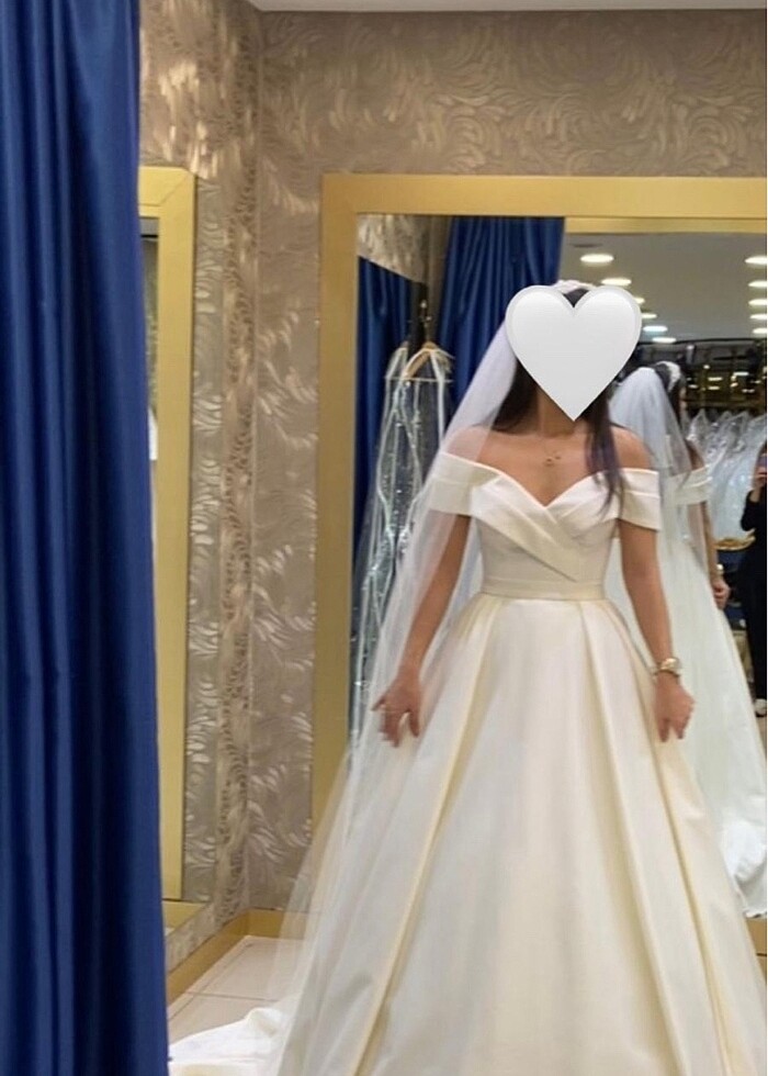 Göğüs dekolteli gelinlik - Görsel 3