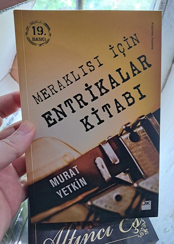 Meraklısı İçin Entrikalar Kitabı - Murat Yetkin