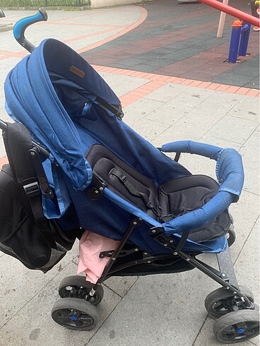 Baston bebek arabası