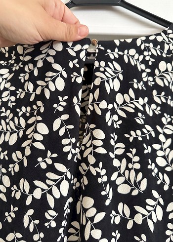 H&M Siyah Beyaz Desenli Uzun Elbise
