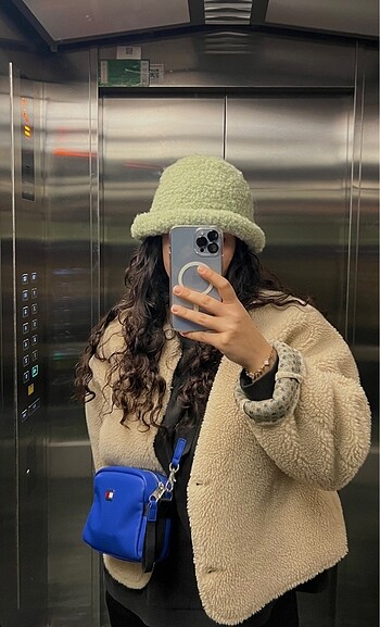 El örgüsü bucket şapka