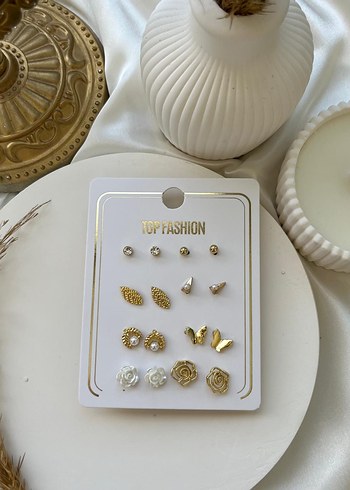 Altın Renkli Mini Boncuklu Küpe Seti