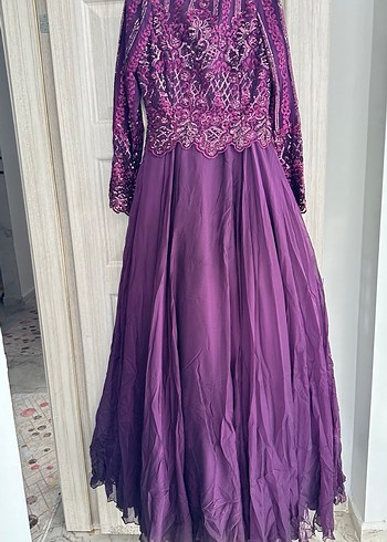 Mor Uzun Kollu İşlemeli Kadın Abiye - Görsel 2