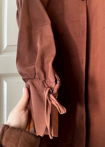 Düğmeli Salaş Kadın Bej Gömlek - Görsel 3