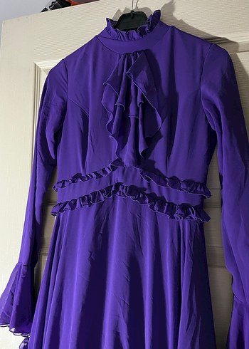 Mor Uzun Kollu Fırfırlı Gotik Elbise - Görsel 2