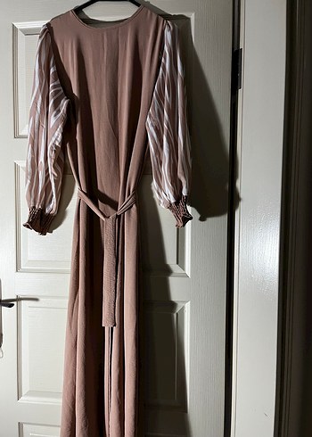 Bej Uzun Keten Elbise - Görsel 2