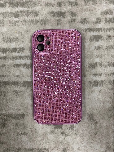 iPhone 11 Pembe Pullu Telefon Kılıfı