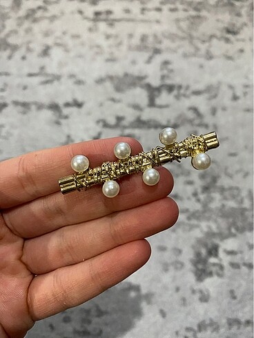 Markasız Ürün Gold Renkli İncili Broş