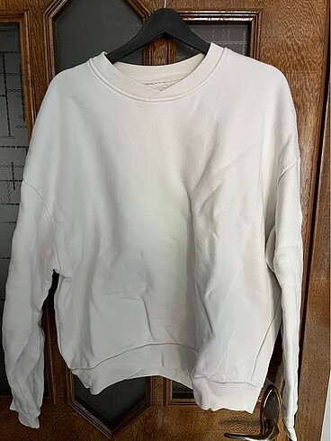 BEYAZ OVERSİZE SWEATSHİRT