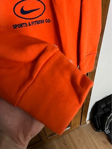 Nike NIKE OVERSIZED SWEATSHIRT
