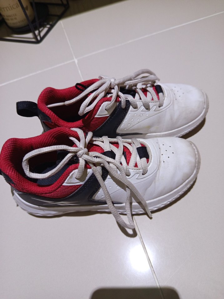 Reebok spor ayakkabı - Görsel 2