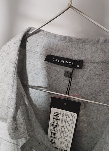 Trendyol & Milla Gri Trendyol gömlek 