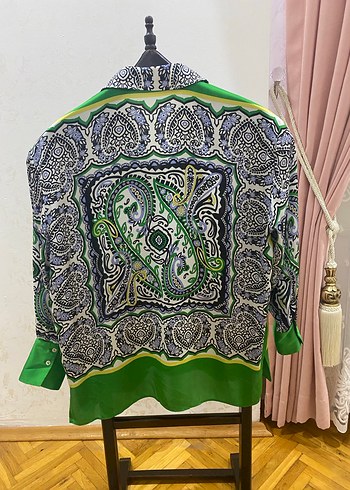 Zara saten gömlek - Görsel 3