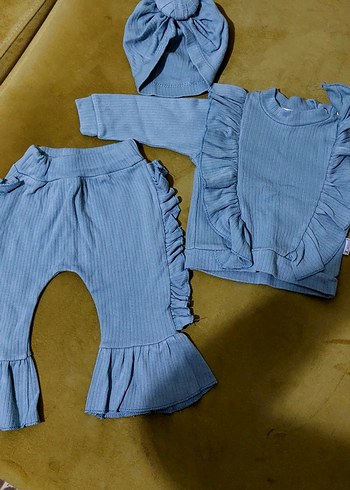 Uzun Kollu Fırfırlı Bebek Kız Takımı - Görsel 4