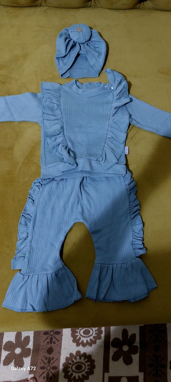 Uzun Kollu Fırfırlı Bebek Kız Takımı - Görsel 3