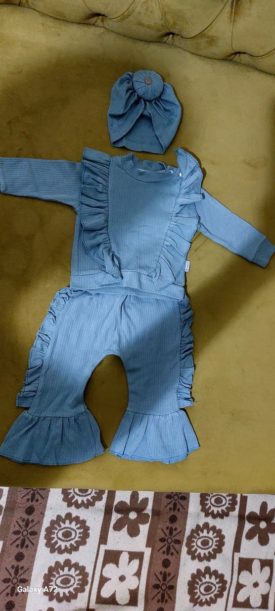 Uzun Kollu Fırfırlı Bebek Kız Takımı - Görsel 2