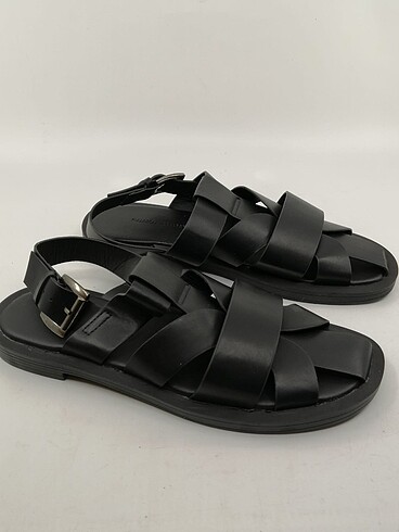 Pull & Bear Sandalet
