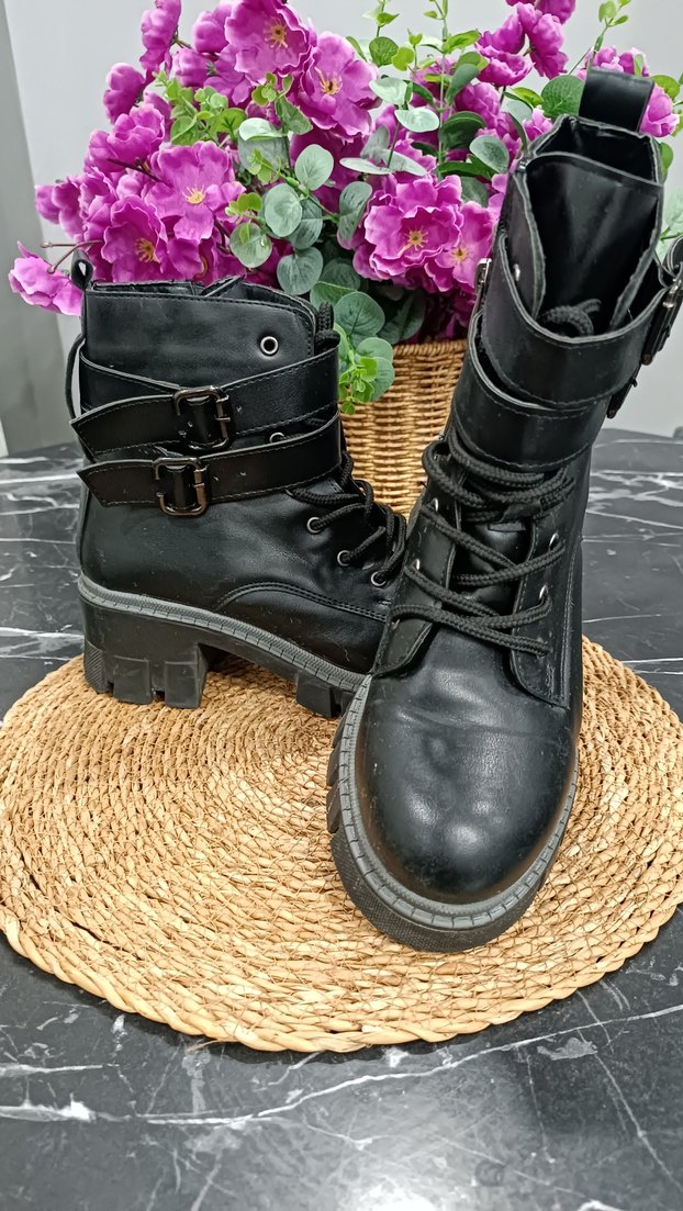 Siyah Tokalı Gizli Dolgu Topuklu Goth Bot - Görsel 2