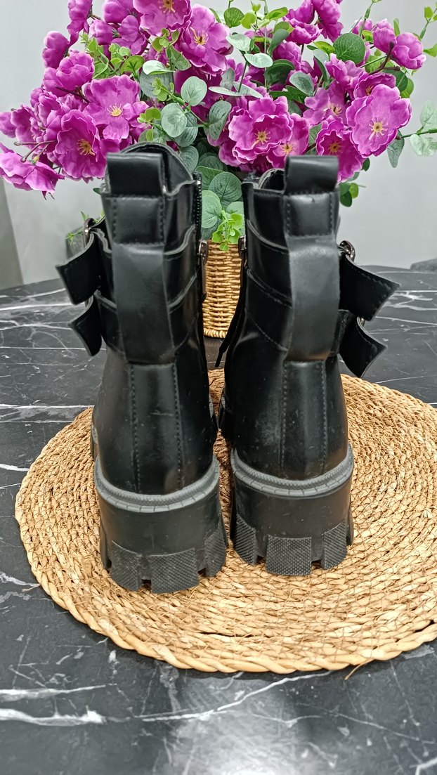 Siyah Tokalı Gizli Dolgu Topuklu Goth Bot - Görsel 3