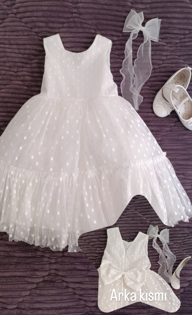 Klasik Elegan Beyaz Puantiyeli Kız Elbisesi - Görsel 2