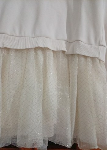 Kız Çocuk Beyaz Uzun Kollu Fırfırlı Elbise - Görsel 4