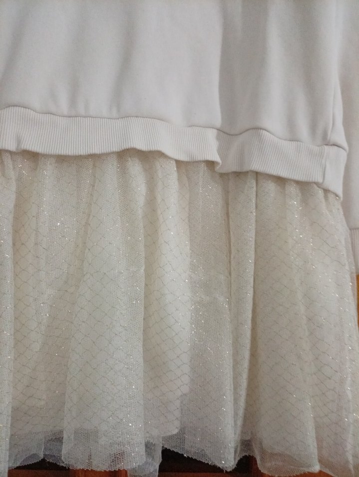 Kız Çocuk Beyaz Uzun Kollu Fırfırlı Elbise - Görsel 4