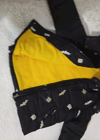 Erkek Çocuk Siyah Desenli Düğmeli Mont - Görsel 2