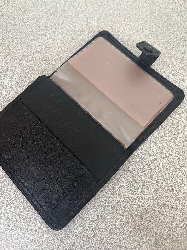 Tergan marka hakiki deri kartlık - Görsel 2