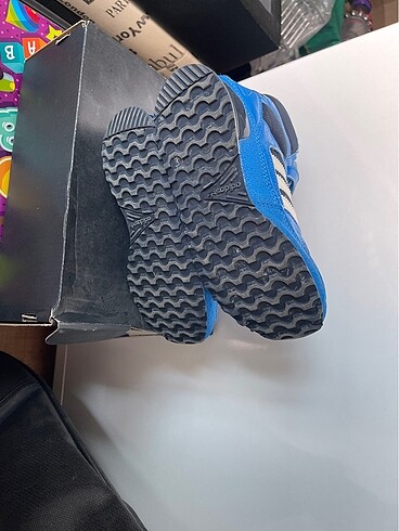 31 Beden mavi Renk Adidas bot