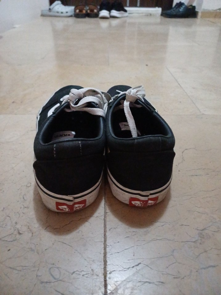 Siyah Beyaz Bağcıklı unisex Spor Ayakkabı - Görsel 4